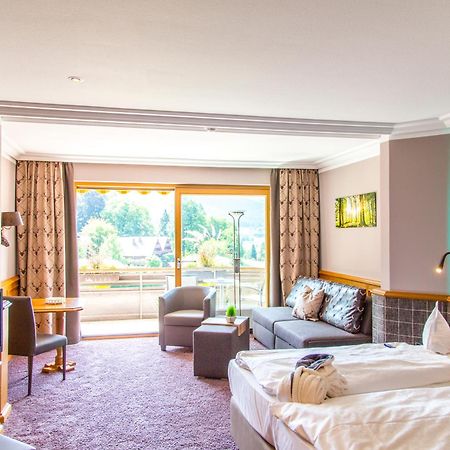 Hotel Heselbacher Hof 바이에르스브론 외부 사진