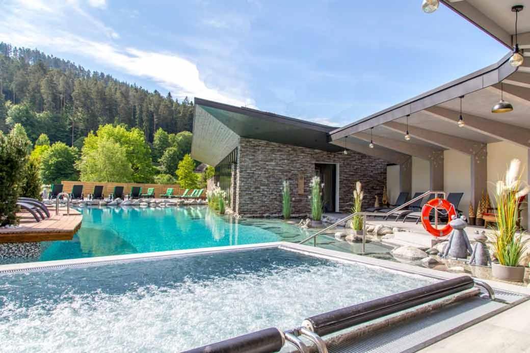 Hotel Heselbacher Hof 바이에르스브론 외부 사진