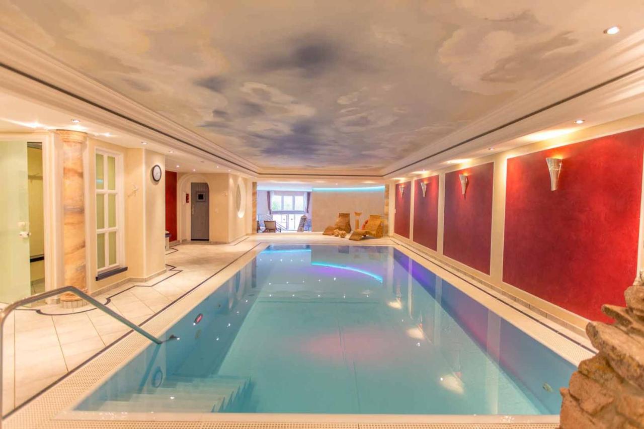Hotel Heselbacher Hof 바이에르스브론 외부 사진