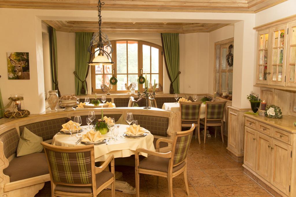 Hotel Heselbacher Hof 바이에르스브론 외부 사진